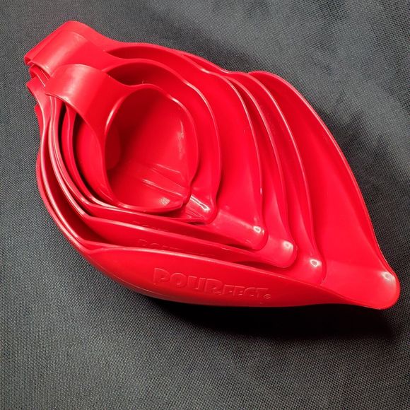 Randy Kaas POURfect Measuring Bowls Red Lot of 6 Handles Mixing Non Skid Bottom - Picture 4 of 15